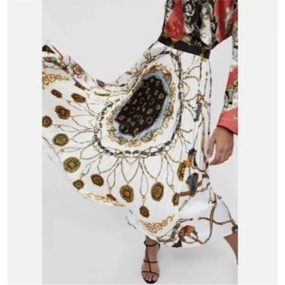 Zara chain navy gold accordion midi skirt small s - Picture 2 of 9